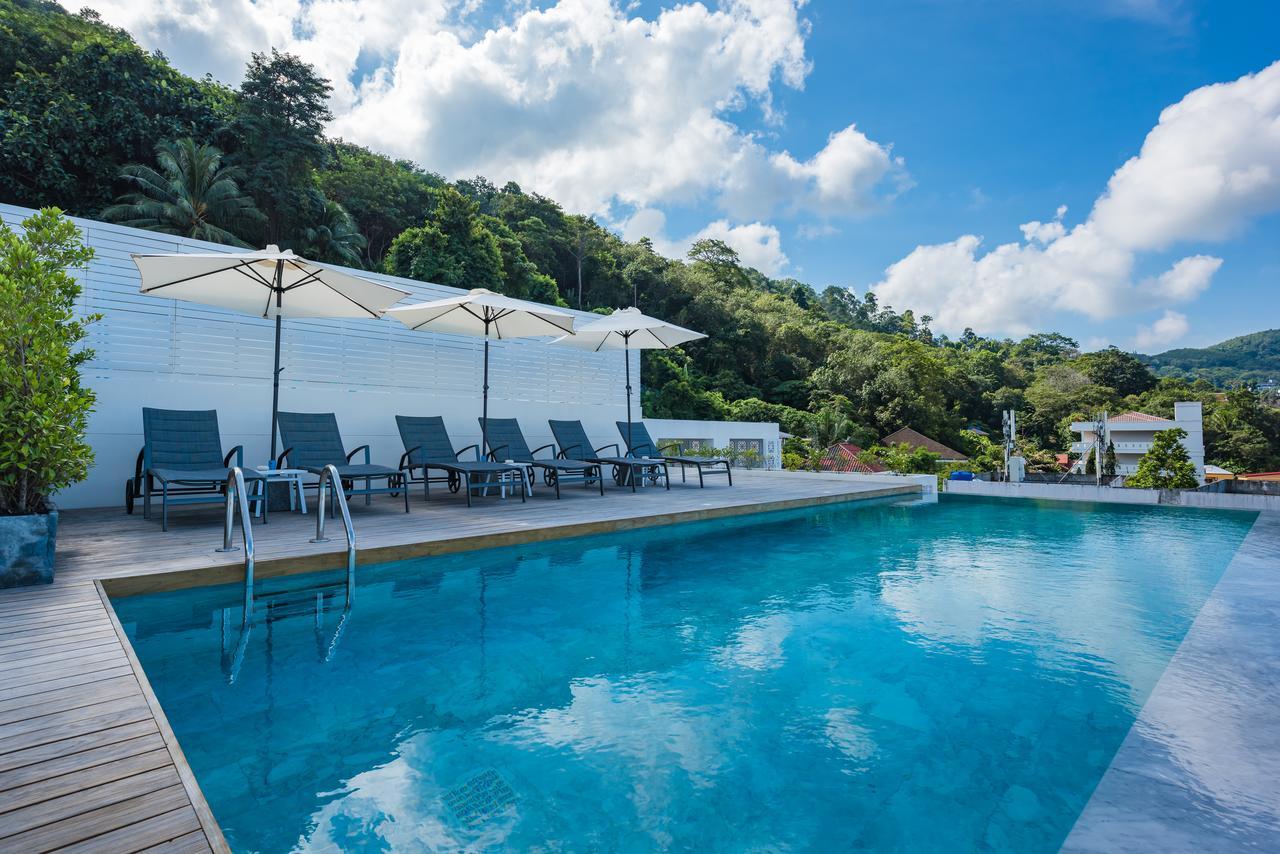 Lullabella Hotel Patong Exterior photo